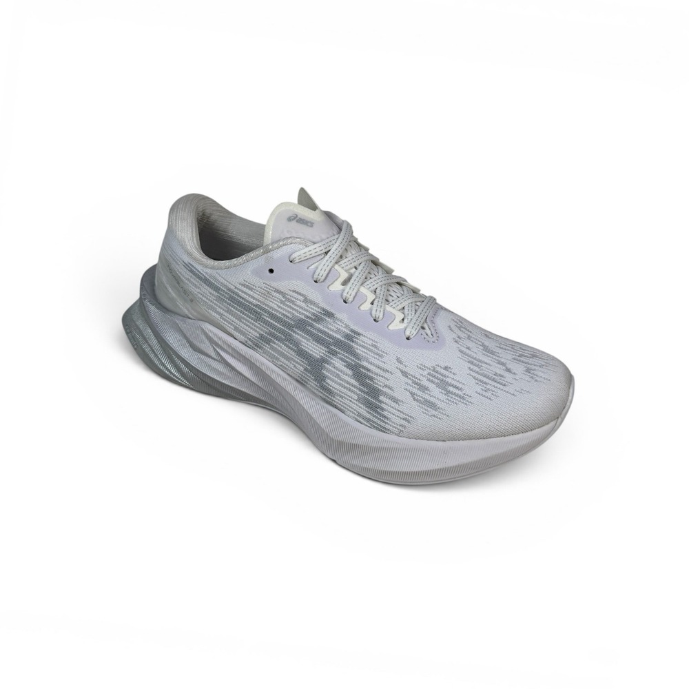 Asics Novablast 3 Running Shoes Womens 7.5 White Piedmont Grey 1012B288 102